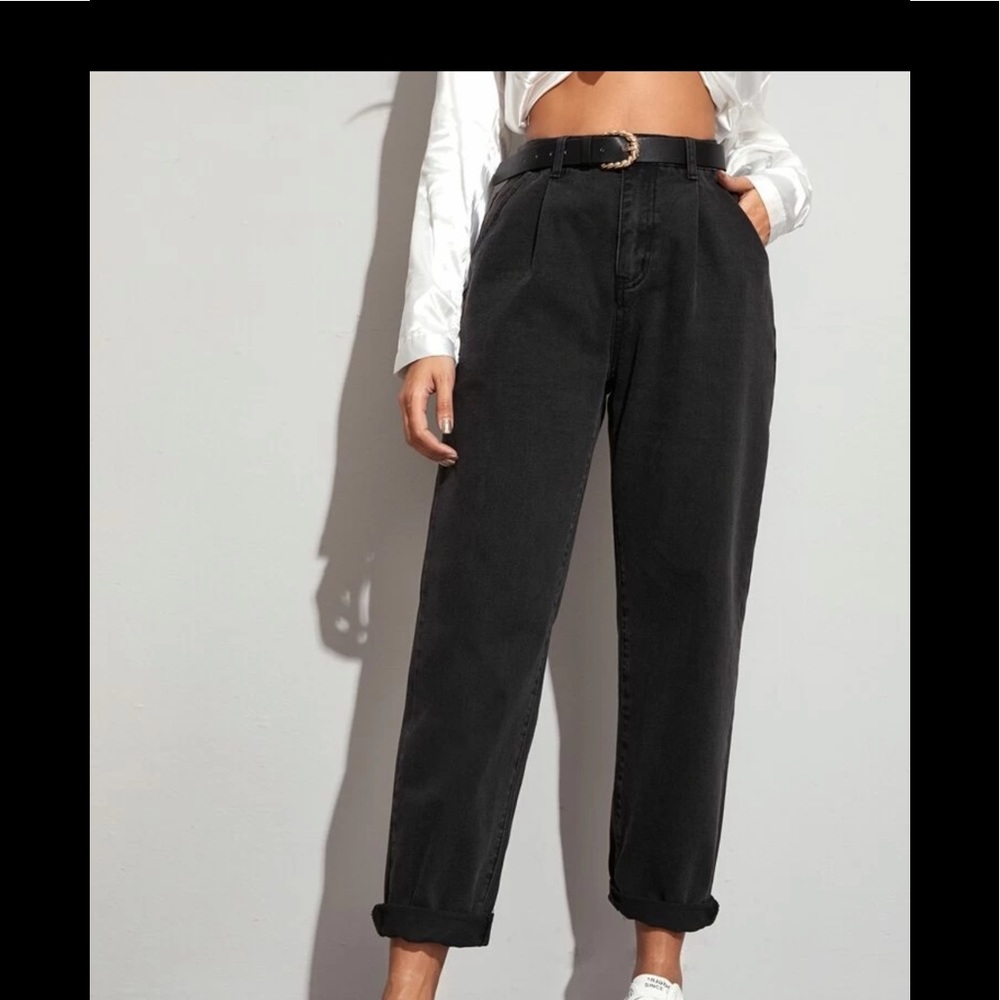 High Rise Mom Jeans - Picture 5 of 5